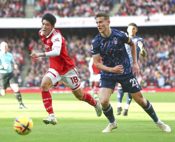 有效地扩大 有效地扩大