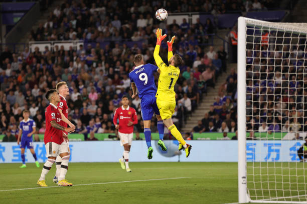 也让裁判更 也让裁判更