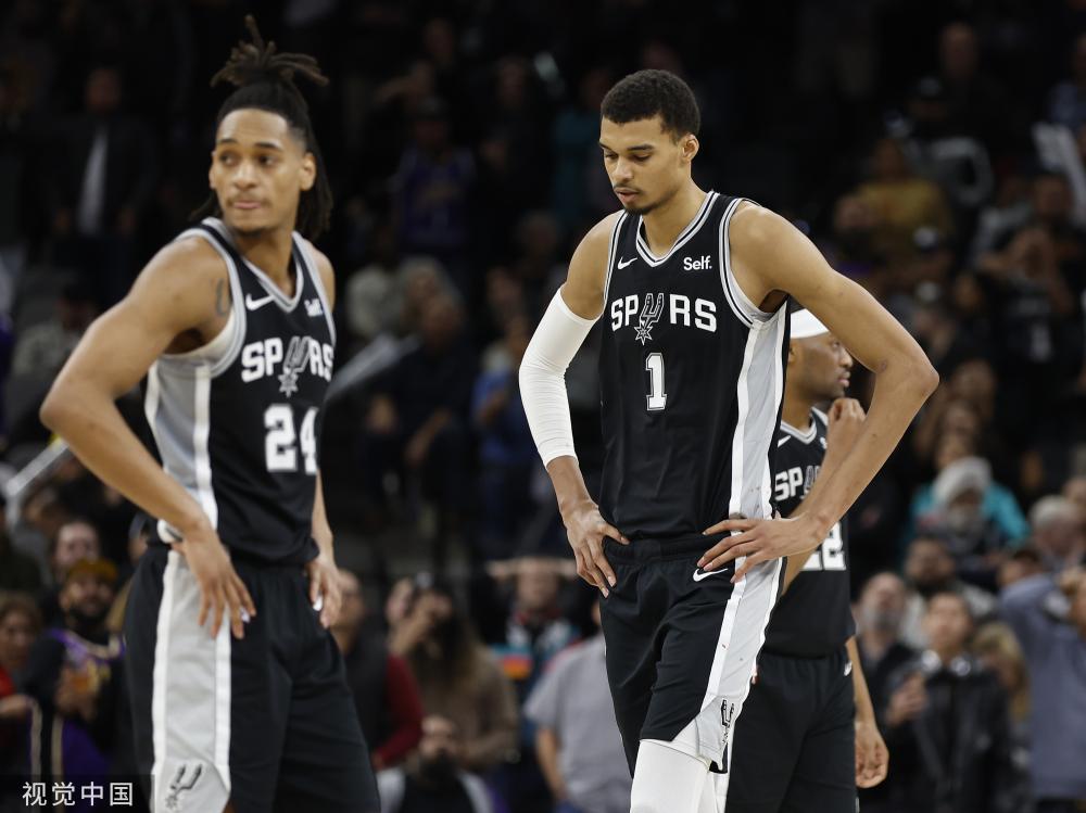 告别旧时光，迎来新风貌！弘诚体育场升级为全民健身中心，田径场地已对市民开放.